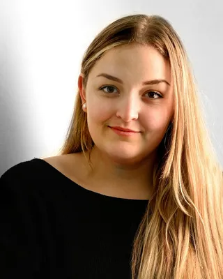 Porträt Carla Luxenhofer